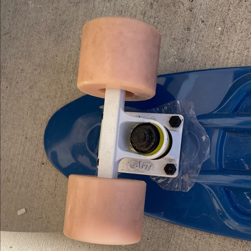 Blue Skateboard for Kids for age 6 and up - Picture 8 of 11